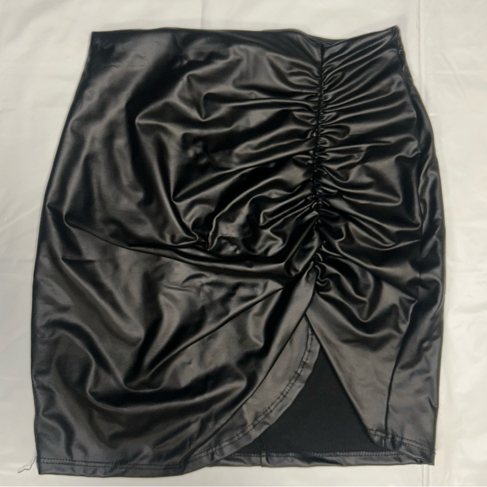 Windsor Black Ruched Pencil Skirt